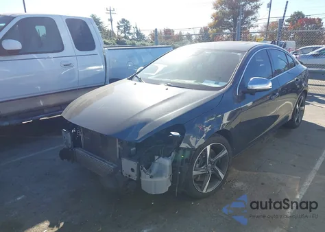 2013 Volvo S60 T6 from USA, damaged, VIN YV1902FH8D1211862